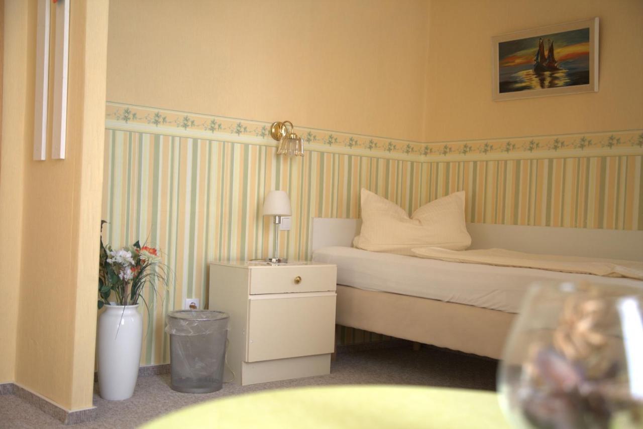 Villa Zur Schoenen Aussicht 巴特萨尔茨乌夫伦 外观 照片